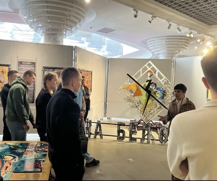 Первокурсники исследовали «Пространство Кандинского»