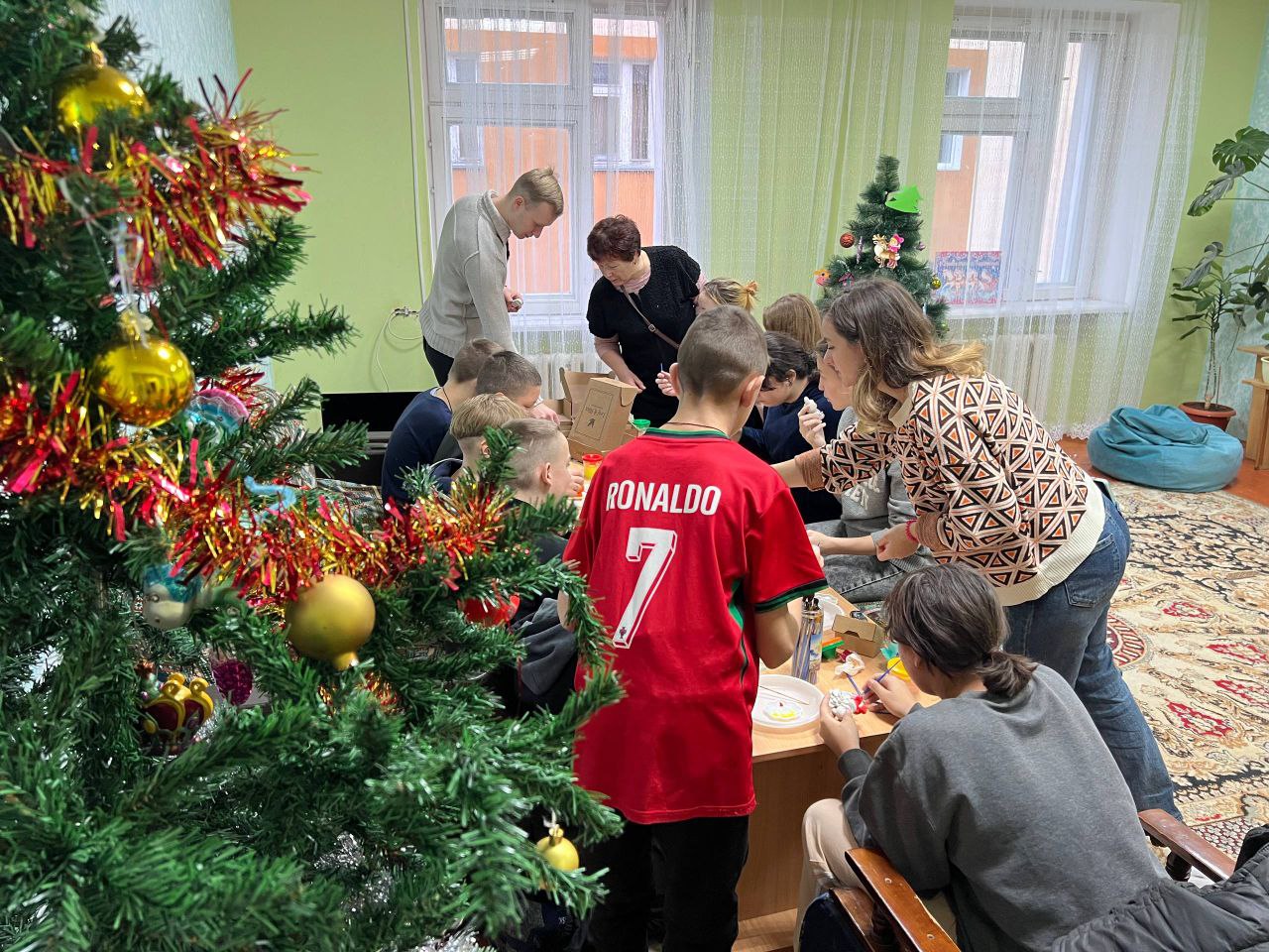 Студенты нашего института провели благотворительную акцию в школе-интернате